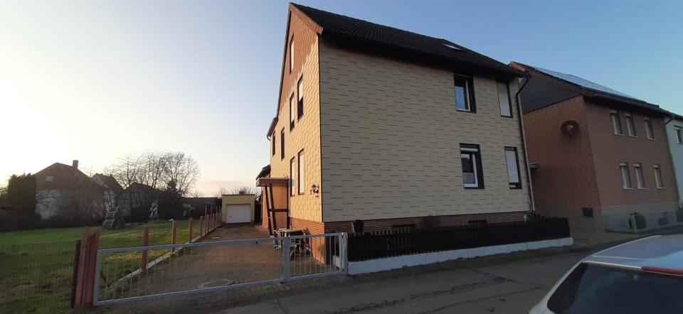 Ohne Provision, freistehendes Ein- bis Zweifamilienhaus 8 zimmer