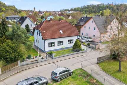 Haus zum Kaufen in Burglengenfeld 369.000 € 139.77 m²