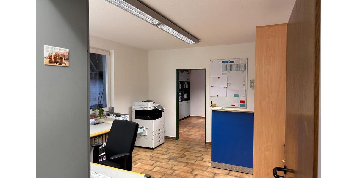 Moderne Büroräume mit eigenem Eingang und optionalen Lagerflächen in ruhiger Lage - Tülau zimmer