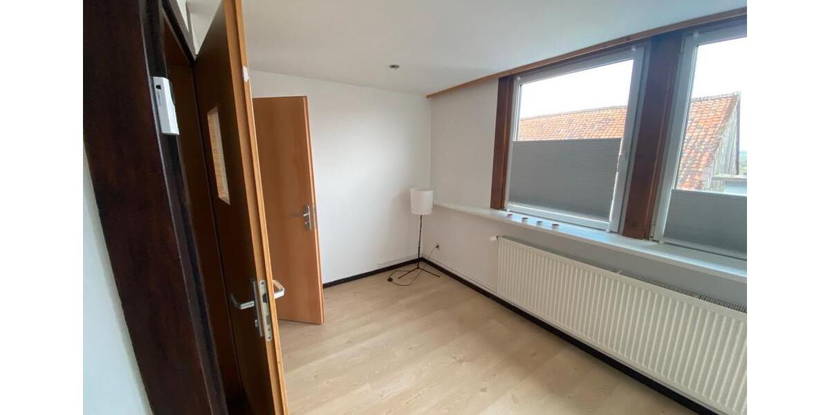 Dachgeschoßwohnung Wolfsburg - 1 Zimmer, 60 m&sup2;, 639&euro; | Angebot:26282985