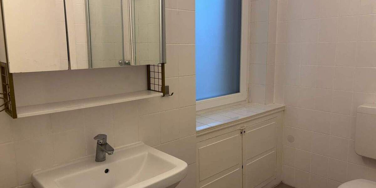 Schöne 5 12 Zimmer Wohnung mit Altbaucharme im östlichen Ringgebiet zimmer