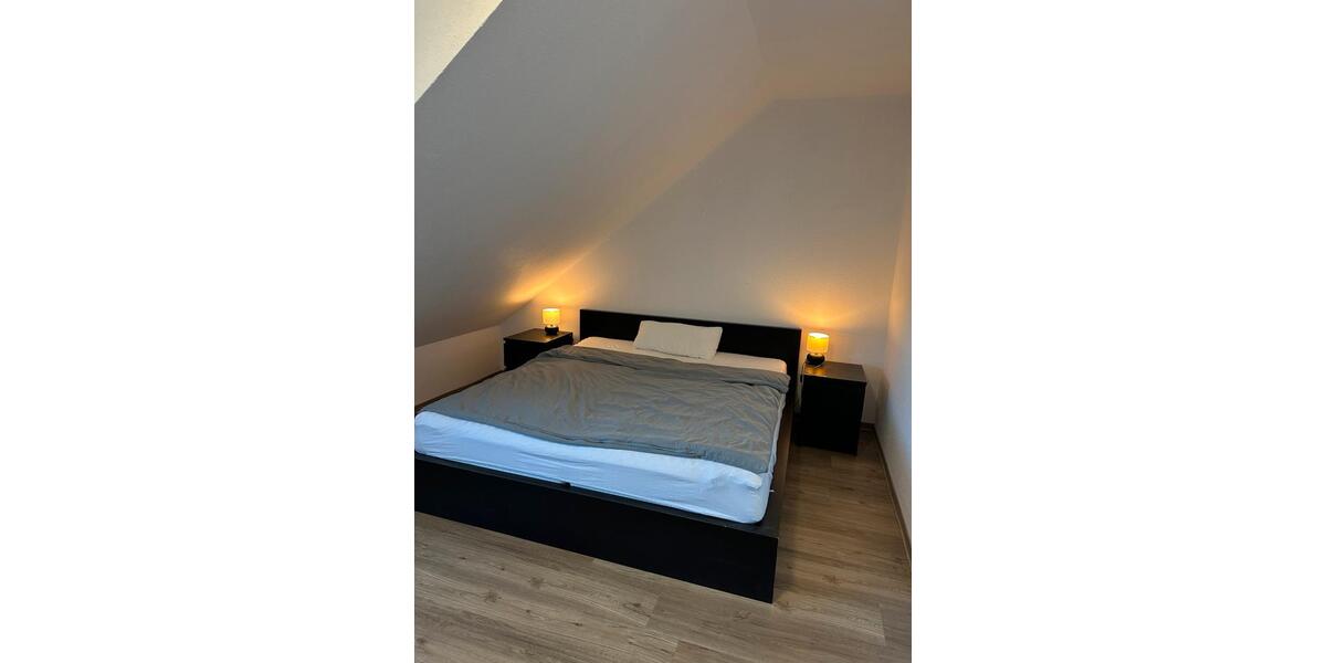 Dachgeschoßwohnung Königslutter am Elm - 3 Zimmer, 94 m&sup2;, 951&euro; | Angebot:25305528