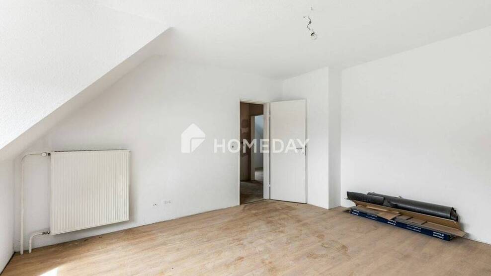 Einfamilienhaus mit vorbereiteter Sanierung - 7 Zimmer, 115 m² Wohnfläche, 578 m² Grundstück