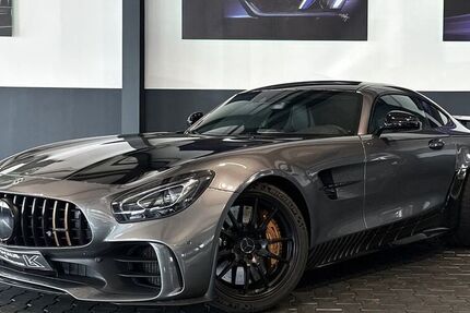 Mercedes AMG GT R
