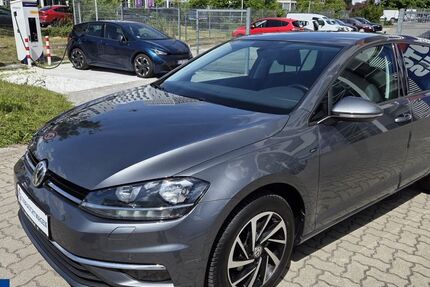 VW Golf 126.954 km 12.489 &euro; Wolfsburg 38446
