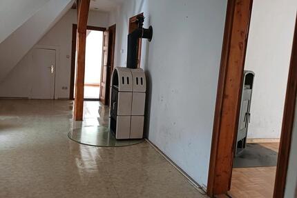 Wohnung Helmstedt - 4 Zimmer, 120 m&sup2;, 490&euro; | Angebot:25308576