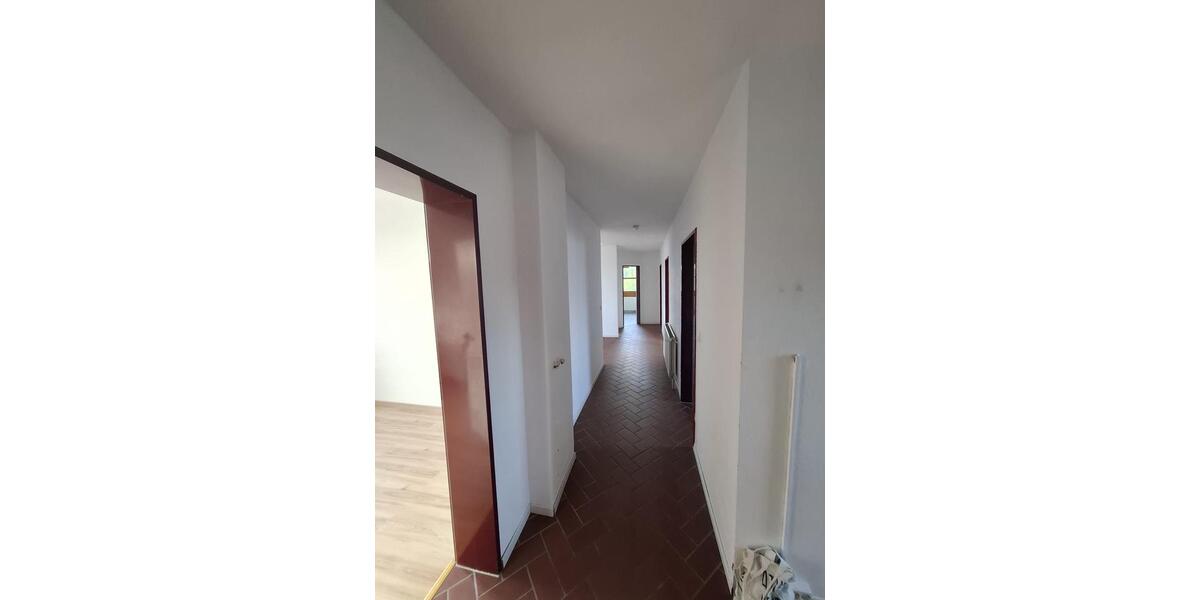 Dachgeschoßwohnung Gifhorn - 4.5 Zimmer, 90 m&sup2;, 810&euro; | Angebot:26638181