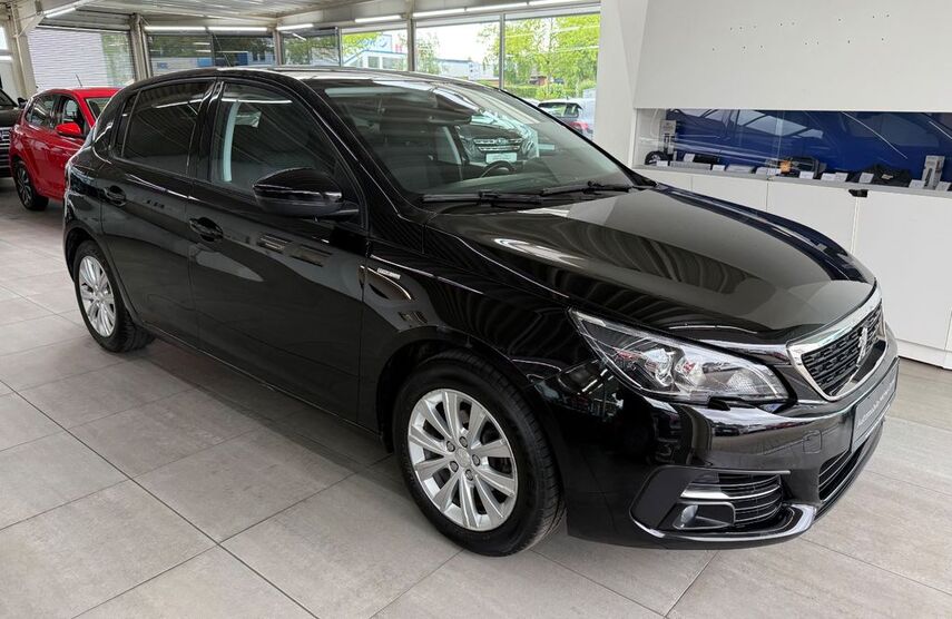 Peugeot 308 95.000 km 8.790 € Braunschweig 38116