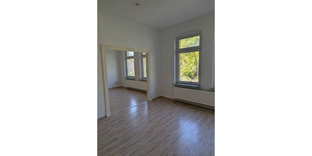 Etagenwohnung Helmstedt Emmerstedt - 4 Zimmer, 100 m&sup2;, 650&euro; | Angebot:26737400