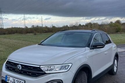 VW T-Roc 28.000 km 20.299 &euro; Calberlah 38547