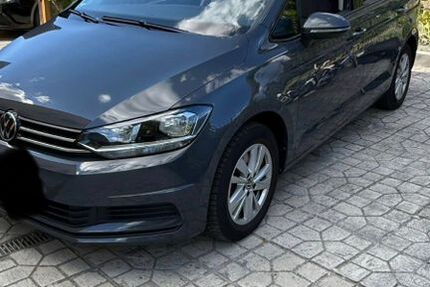 VW Touran 199.994 km 26.000 &euro; Wolfsburg 38448