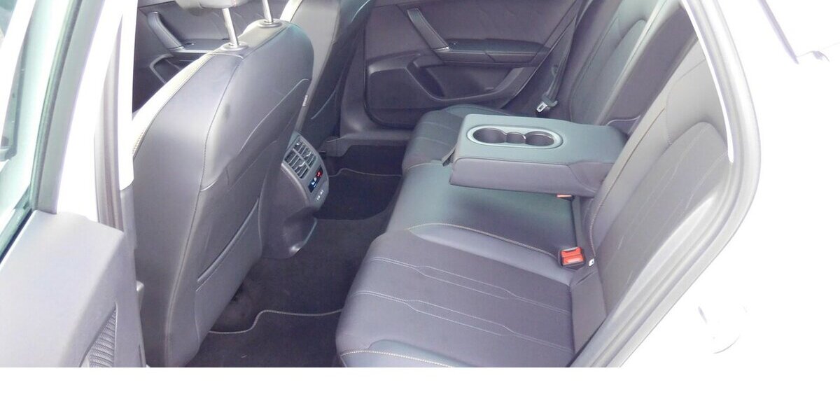 Cupra Formentor 1.5 TSI BMT Klima LED Navi AHK 27.200 km 23.990 € Vordorf 38533