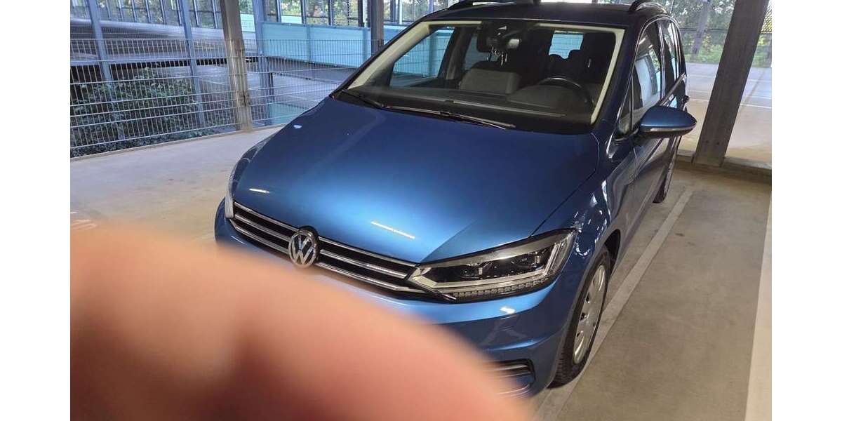 VW Touran 140.000 km 16.500 &euro; Braunschweig 38114