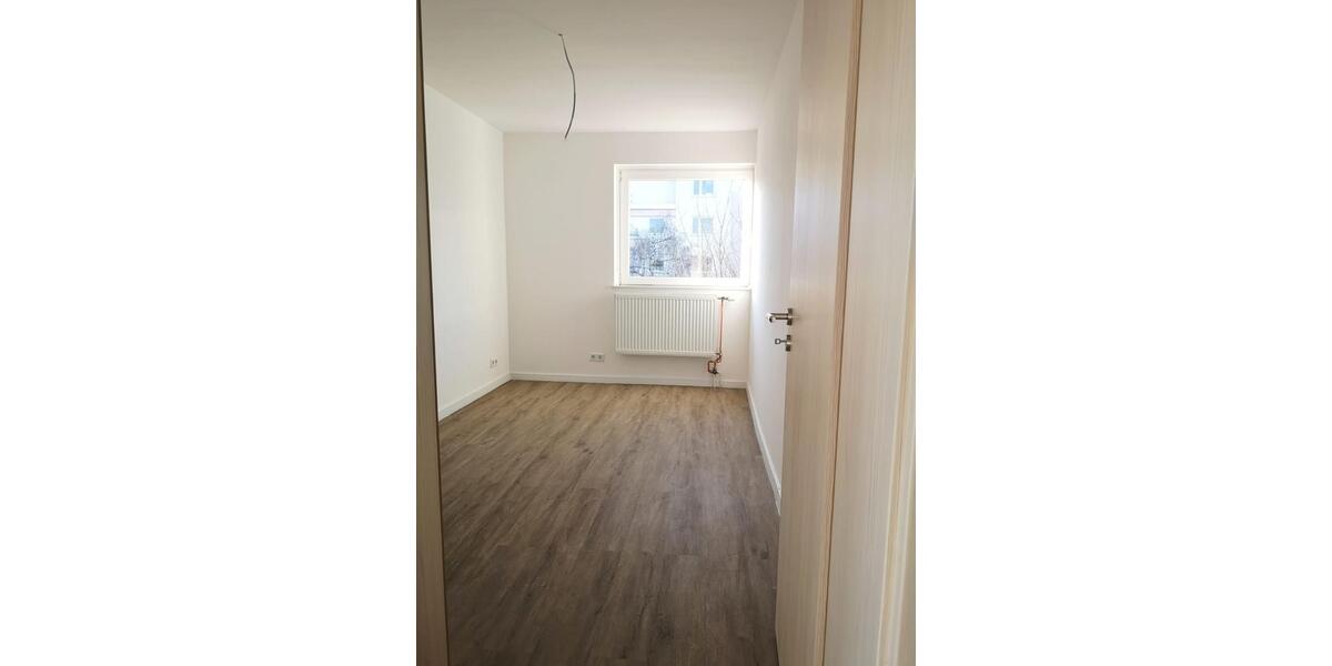 Etagenwohnung Wolfsburg Detmerode - 4 Zimmer, 96 m&sup2;, 1.050&euro; | Angebot:26355857