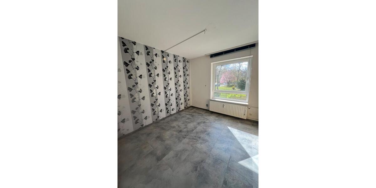 Erdgeschoßwohnung Wolfsburg Detmerode - 3 Zimmer, 75 m&sup2;, 180.000&euro; | Angebot:26174015