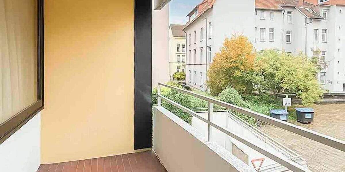 Vermietet 2 Zimmer Wohnung mit Balkon und Tiefgaragenstellplatz 2 zimmer