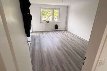 Wohnung Wolfsburg Detmerode - 3 Zimmer, 80 m&sup2;, 810&euro; | Angebot:27317501
