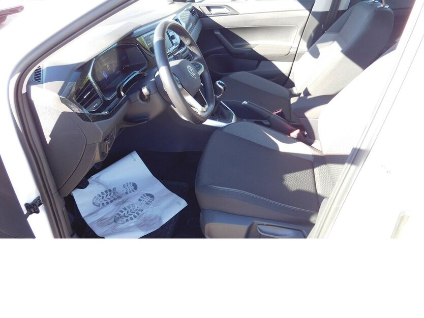 VW Polo 1.0 Life MPI BMT 4Trg Klima Navi LED 27.000 km 14.990 € Vordorf 38533