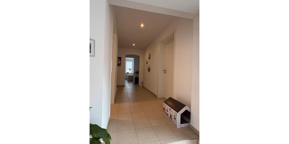 Terrassenwohnung Helmstedt - 4 Zimmer, 160 m&sup2;, 1.200&euro; | Angebot:26669426