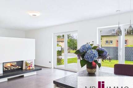 Haus Wolfsburg / Ehmen Ehmen - 7 Zimmer, 230 m&sup2;, 695.000&euro; | Angebot:27323625