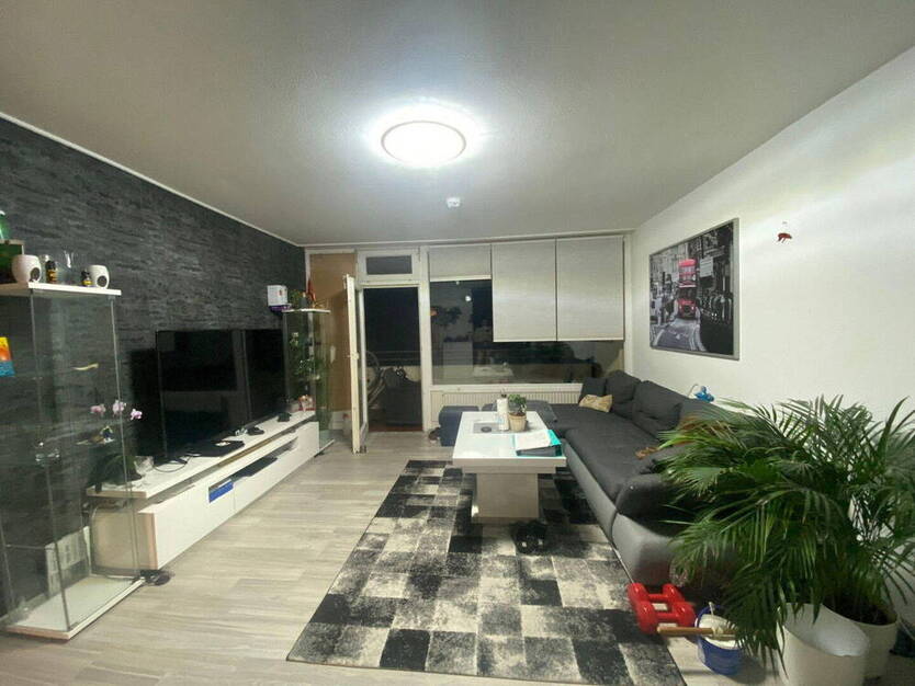 BEREITS VERMIETET aber ALTERNATIVEN ! - Apartment Stadtmitte + Küche + Balkon