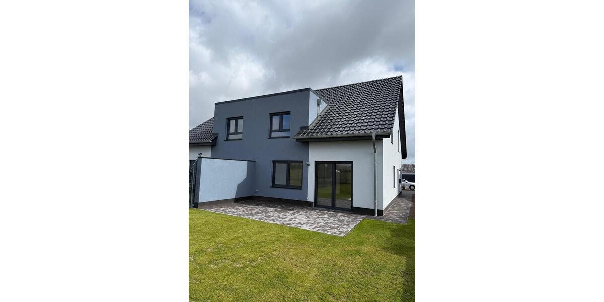 Doppelhaushälfte Ehra-Lessien Lessien - 5 Zimmer, 135 m&sup2;, 393.000&euro; | Angebot:26636685