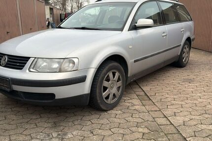 VW Passat 184.000 km 1.950 &euro; Braunschweig 38114