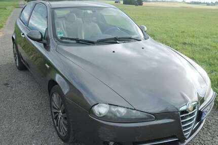 Alfa Romeo 147 251.000 km 2.399 € Wolfsburg 38444