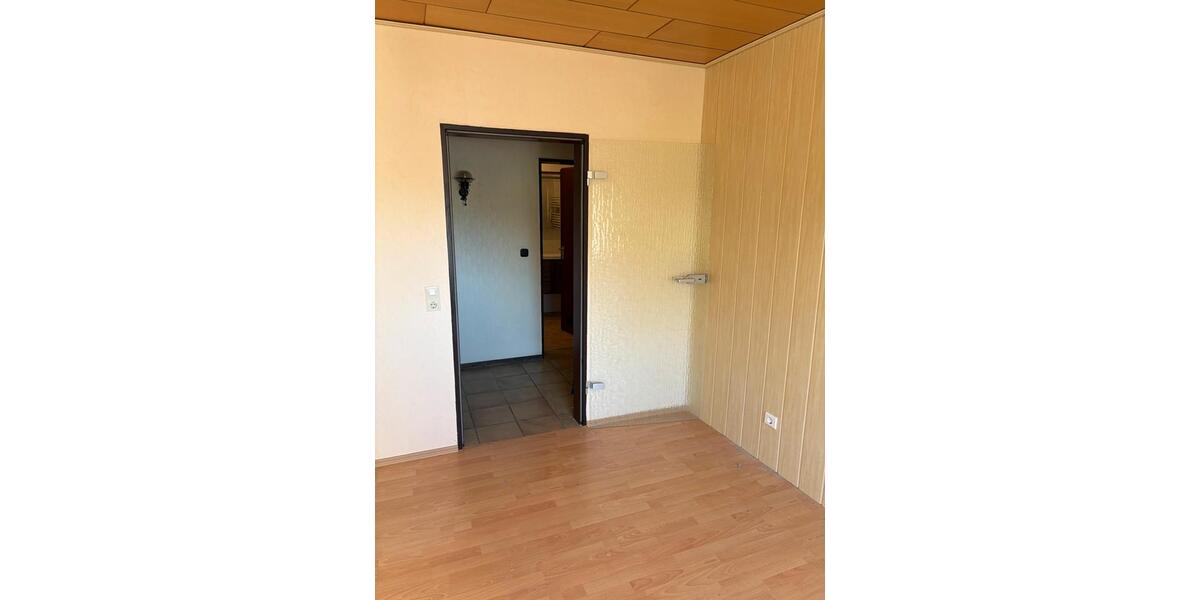 Erdgeschoßwohnung Braunschweig Nordstadt - 3 Zimmer, 74 m&sup2;, 175.000&euro; | Angebot:26145356