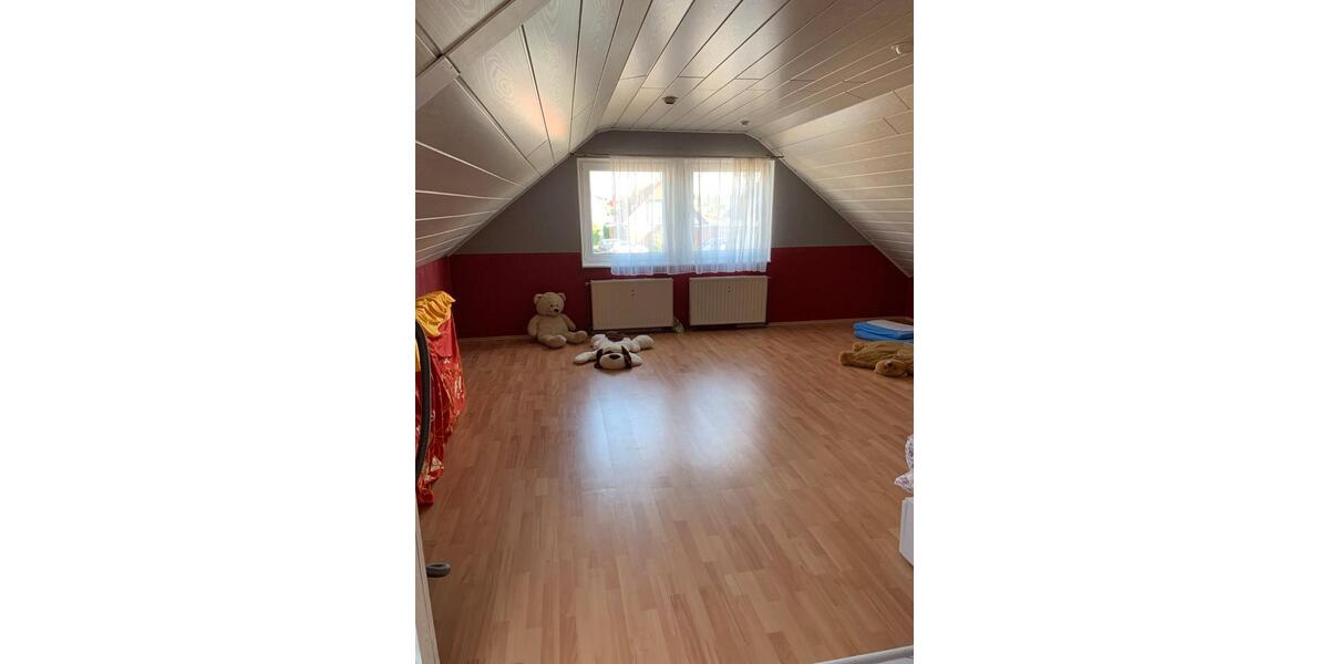 Einfamilienhaus Sassenburg - 5 Zimmer, 340 m&sup2;, 450.000&euro; | Angebot:26147380