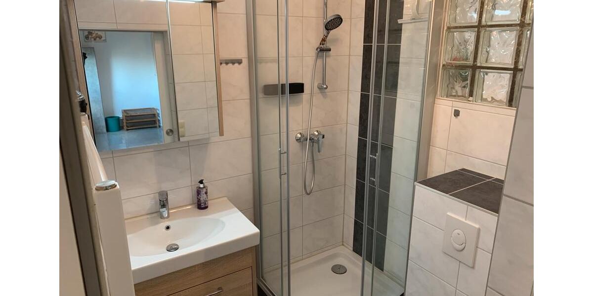 Möbliertes Loft 100 qm 2 zimmer