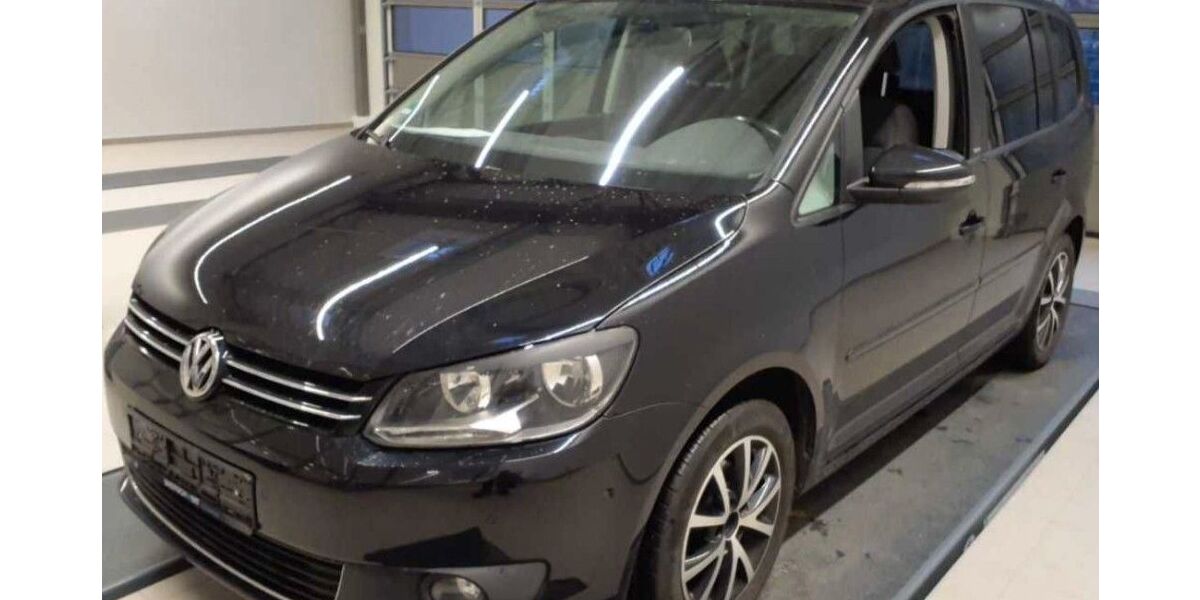 VW Touran 167.500 km 7.790 &euro; Wolfsburg/Vorsfelde 38448