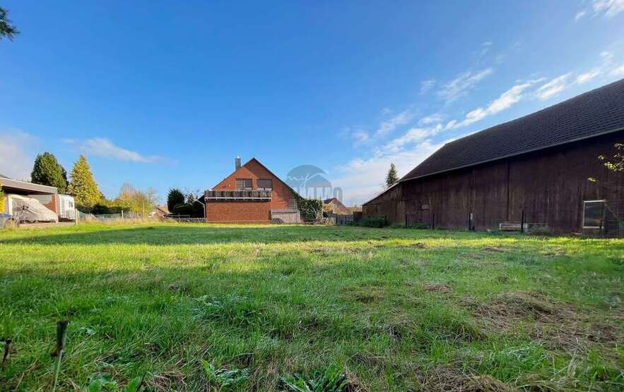 Grundstück zu verkaufen in Osloß 195.000 € 627 m²