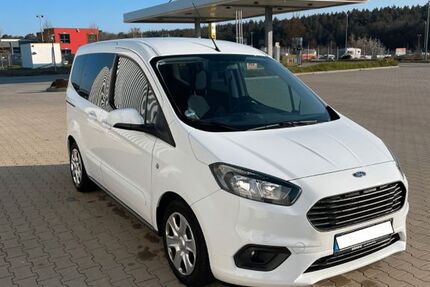 Ford Tourneo Courier 122.000 km 7.900 &euro; Braunschweig 38114