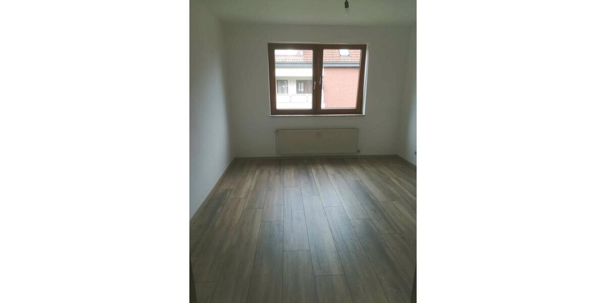 Etagenwohnung Oebisfelde-Weferlingen Weferlingen - 3 Zimmer, 71 m&sup2;, 490&euro; | Angebot:26412764