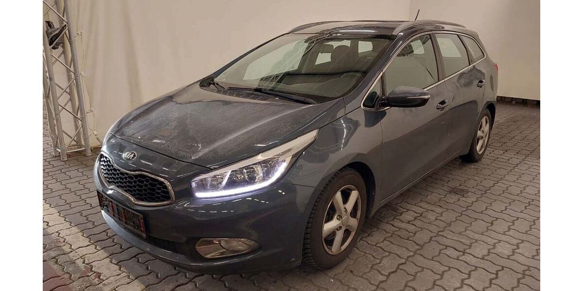 Kia ceed Sportswagon 159.000 km 6.390 &euro; Braunschweig Wenden 38110