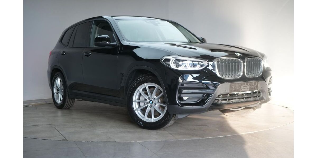 BMW X3 96.000 km 31.490 &euro; Braunschweig 38110