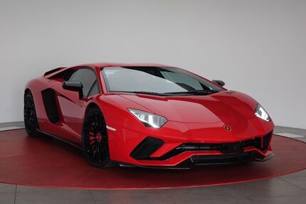 Lamborghini Aventador 20.000 km 324.990 € Braunschweig 38110