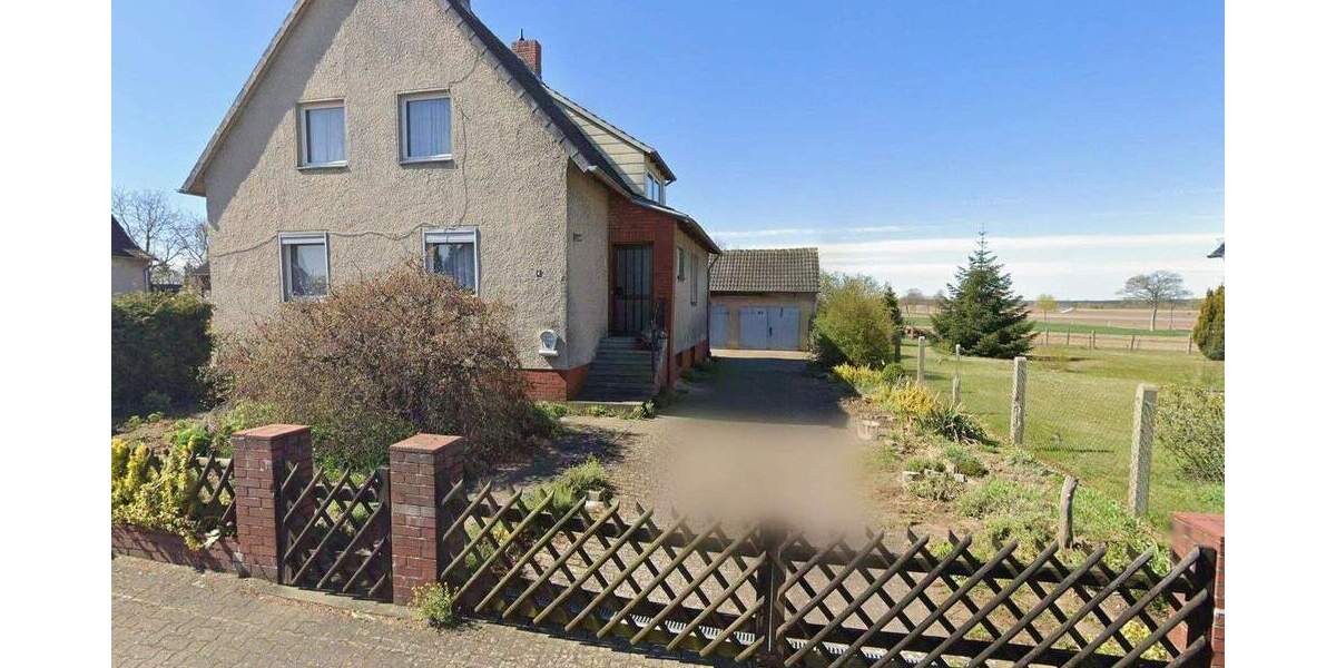 Einfamilienhaus Bahrdorf (Ortsteil Saalsdorf) Saalsdorf - 8 Zimmer, 150 m&sup2;, 140.000&euro; | Angebot:25303924