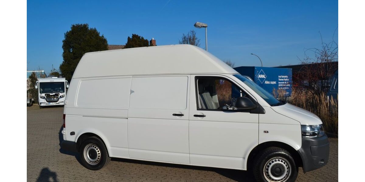 VW T5 Transporter 182.000 km 13.550 &euro; BRAUNSCHWEIG 38122