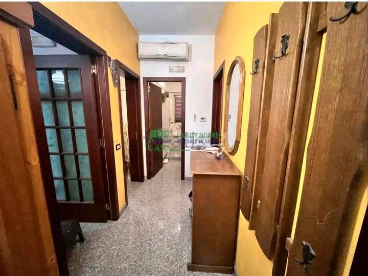 Etagenwohnung Wolfsburg Alt-Wolfsburg - 4 Zimmer, 104 m&sup2;, 85.000&euro; | Angebot:26561991