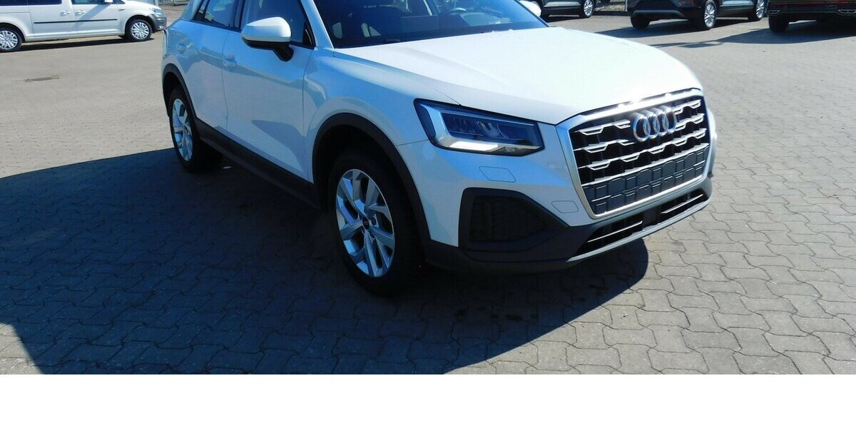 Audi Q2 30 1.0 TFSI BMT Navi Klima ALU 21.100 km 20.990 € Vordorf 38533