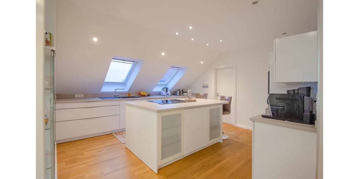 Dachgeschoßwohnung Gifhorn - 3 Zimmer, 105 m&sup2;, 1.600&euro; | Angebot:26256646