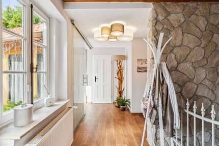 Luxuriös ausgestattetes Fachwerkhaus mit Gartenoase und Spa-Bereich in Königslutter 7 zimmer