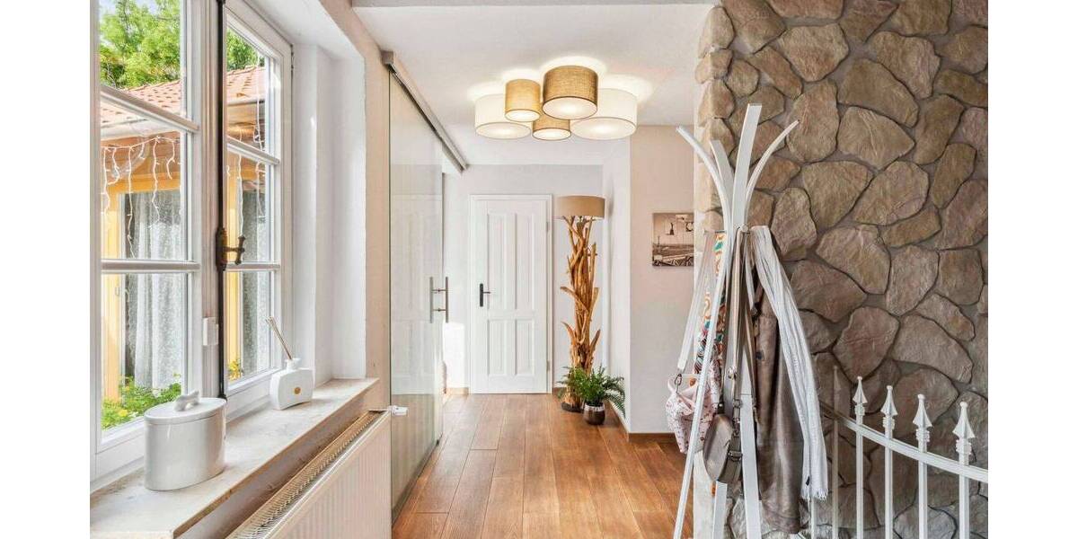 Luxuriös ausgestattetes Fachwerkhaus mit Gartenoase und Spa-Bereich in Königslutter 7 zimmer