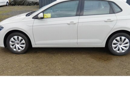 VW Polo 1.0 Life MPI BMT 4Trg Klima Navi LED 26.500 km 15.690 &euro; Vordorf 38533