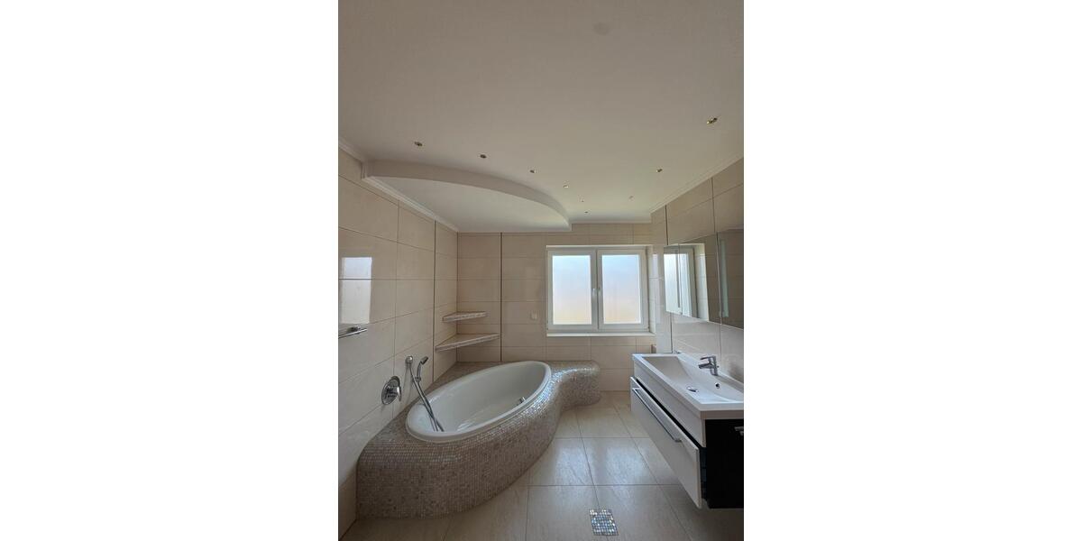 Einfamilienhaus Wolfsburg Detmerode - 6 Zimmer, 220 m&sup2;, 620.000&euro; | Angebot:26060794