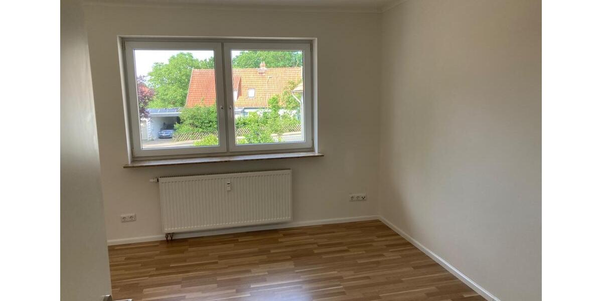 Etagenwohnung Wasbüttel - 5 Zimmer, 162 m&sup2;, 1.250&euro; | Angebot:24689990