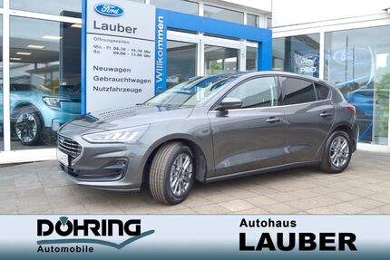 Ford Focus 7.542 km 24.275 &euro; Helmstedt 38350
