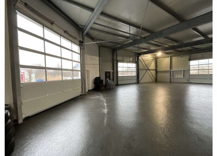 Halle in Braunschweig 4.000 € 400 m²